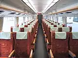 8000系リニューアル車普通車指定席の様子