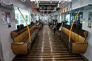 2000番台V2006編成の車内