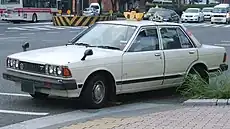 910型ブルーバード個人タクシー
