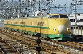 ドクターイエロー（925形10番台）