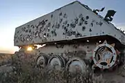 GAU-8の弾痕(M113装甲兵員輸送車のアルミニウム装甲を貫通している)
