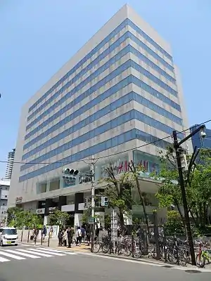 梅田オーパ