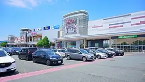 域内に所在するイオンモール盛岡。