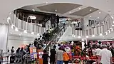 エスカレーターホール
