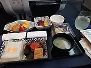 全日空ビジネスクラスの機内食の一例。NH824、台北→成田(2019年11月)