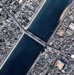 1974年。上側が旭橋、下側が新旭橋。