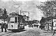 開通当初の市電(1912年撮影)