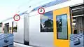 車外に搭載された監視カメラ（赤丸部分）