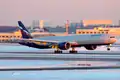 ボーイング 777-300ER 2013年現在、多数派となっている塗装