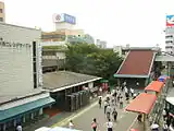 旧橋上駅舎(西口、2005年8月)