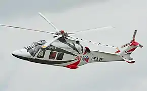 ファンボロー・エアショー 2012で飛行するAW169