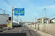 国道302号を介して愛知県道30号と接続