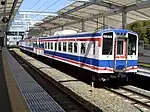 100系電車(万博八草駅〈現・八草駅〉、2005年3月7日)
