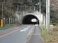 愛川トンネル - 奥が終点方面