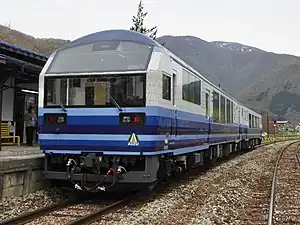 お座トロ展望列車(2022年4月)