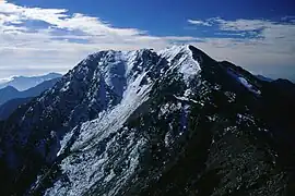 小赤石岳から望む赤石岳