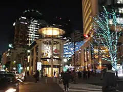 夜の赤坂サカス