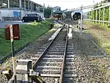 赤崎線終端部から赤崎駅構内を望む。（2006年10月9日）