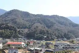 伊勢ヶ坪城遠景