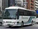 銀河計画のツアーバス「JJライナー」（三菱ふそう・エアロバス、亜希プロ運行）