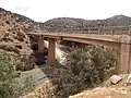 谷