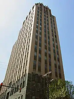 中心街のアライド・アーツ・ビル(1931年築)