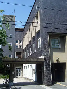 旧大庄村役場(現尼崎市大庄南生涯学習プラザ)