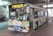 尼崎交通事業振興委託車（前面に赤丸でAの表記）