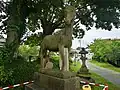 境内の馬像