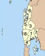 パンガー県の郡