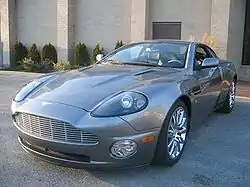 アストンマーティン・V12ヴァンキッシュ (2001)