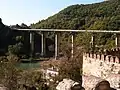 アナヌリ橋（手前にみえるのがアナヌリ要塞の城壁）