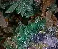 ラウリオン鉱山から産出したニッケル華（英語版）