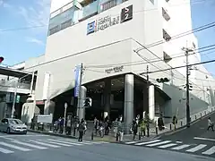 西口(2011年11月26日)