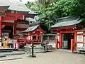 海積神社、右に御成道への門