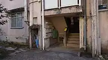 建屋入口の階段(2019年2月)