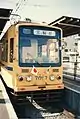 旧塗装・非冷房時代の7017（後の豊橋鉄道3503）。集電装置はビューゲル（1987年2月）