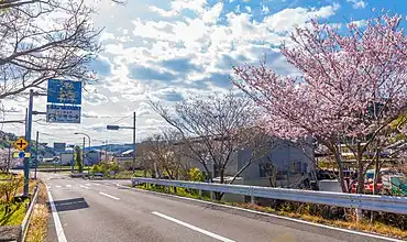 創業地に最も近いLED信号交差点新野町東馬場