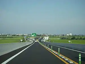 佐賀県側の有明海沿岸道路開通区間嘉瀬南 - 久保田間