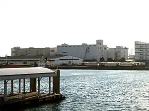 有明四丁目の倉庫群