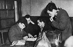 1953年12月22日の仙台高裁による二審判決を受け、佐藤一ら被告は弁護人控室で抗議声明を書いた。