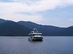 芦ノ湖遊覧船「十国丸」