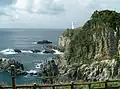 天狗の鼻より展望台と灯台