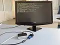 ディスプレイやキーボードをつなぐ例