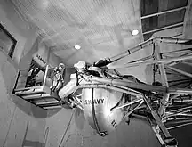 海軍航空開発センターにおける耐G訓練。1960年