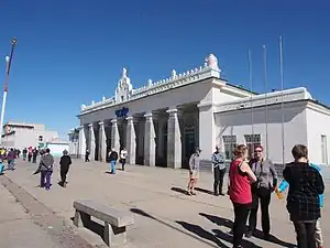 チョイル駅