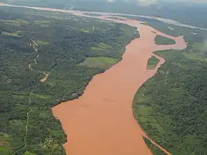 ウカヤリ川