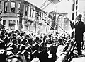 1924年、ブルサで演説を行う。