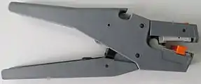 オートマチックワイヤーストリッパー