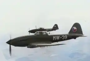 飛行するB-33 (1954年撮影)